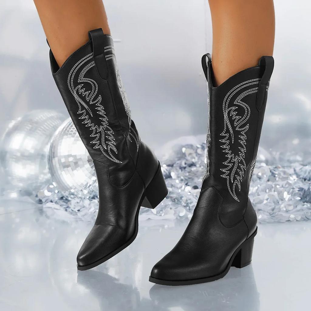 Holly | Vintage Charm Cowboy Boots