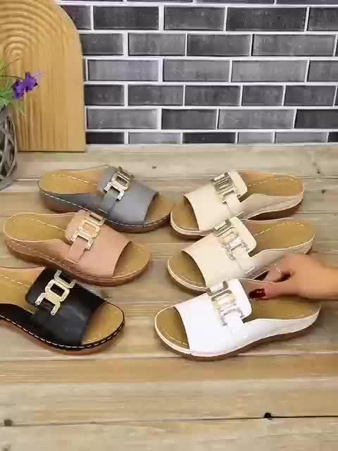 Luxury Buckle Flat Sandals