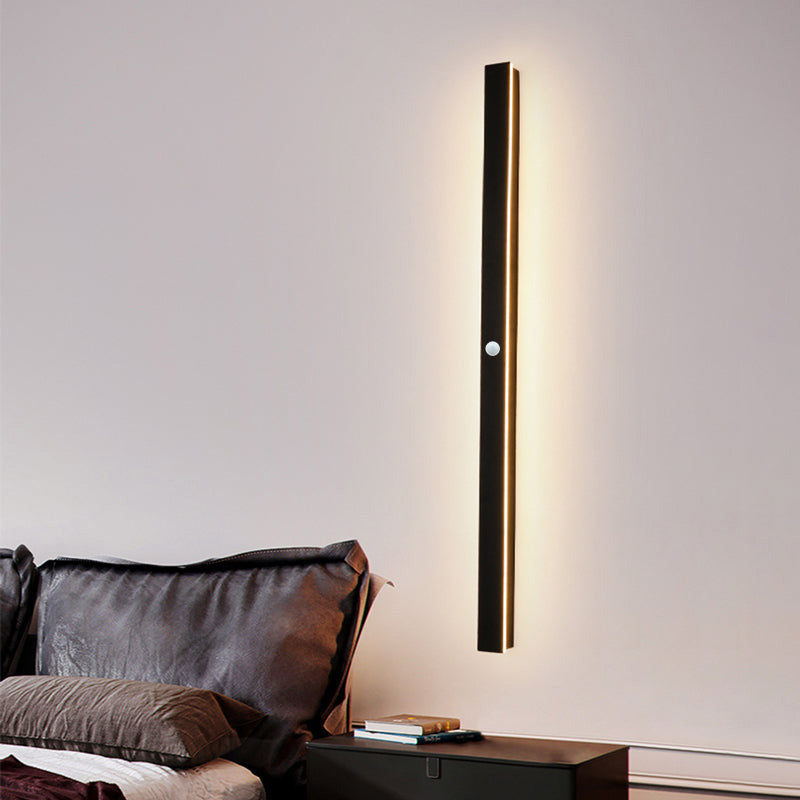 Weatherproof Outdoor LED Wall Lamp – Slim Modern Style