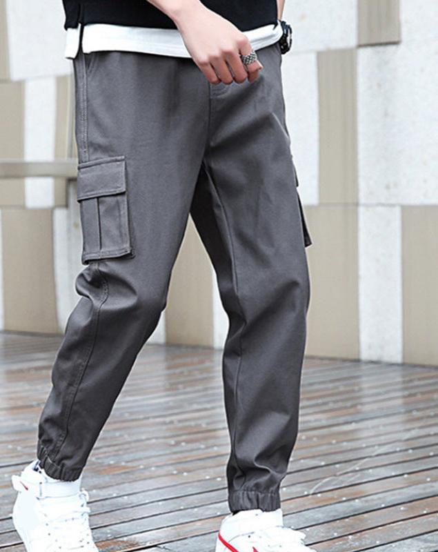 Relaxed Fit Cargo Pants with Large Side Pockets