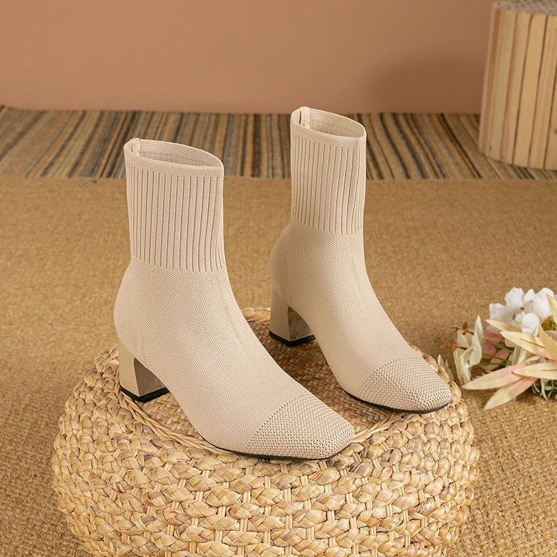 Eveloni | Black Ankle Boots for Women - Stylish Comfort & Support 5