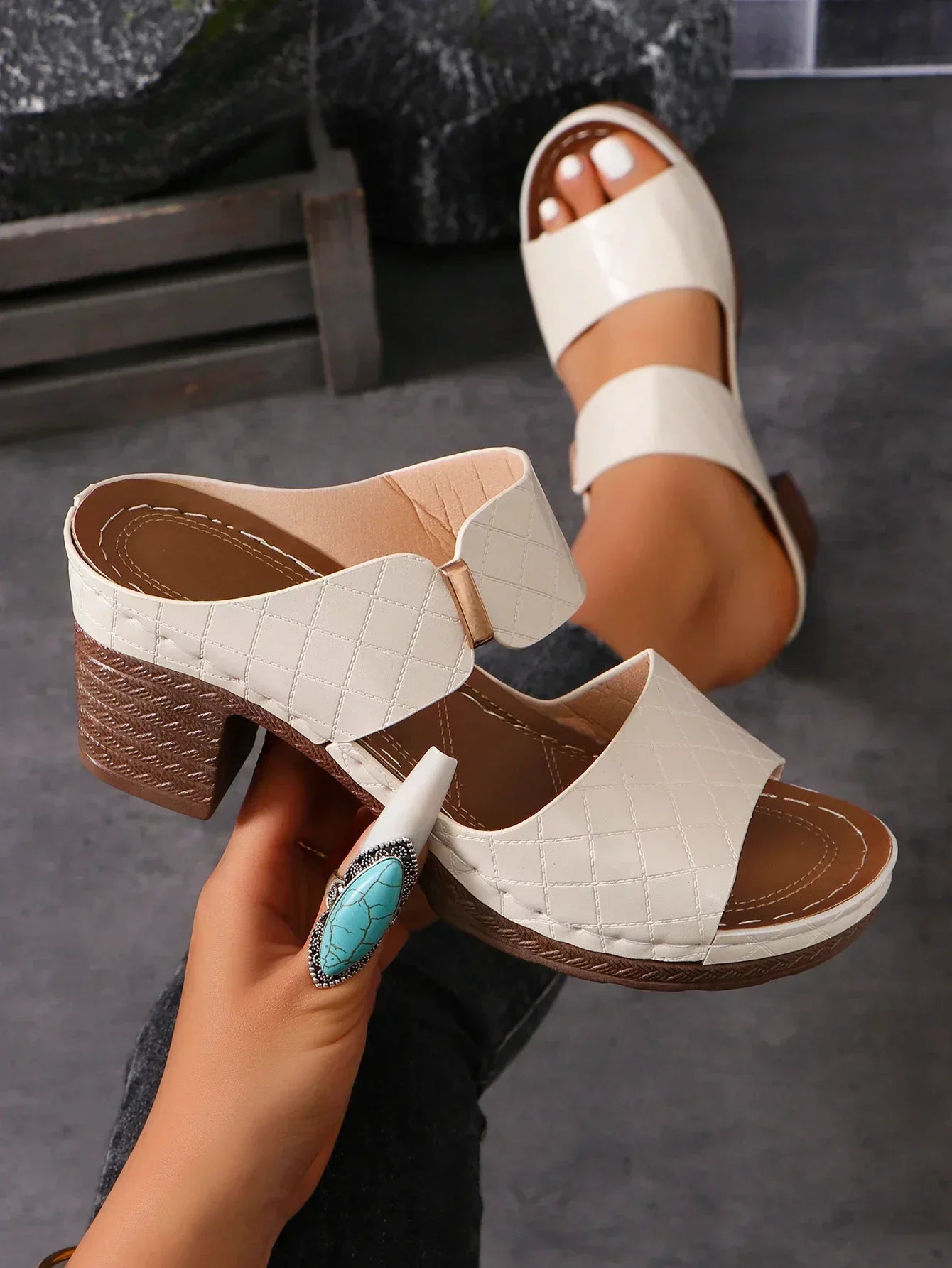 Comfortable Chunky Heel Summer Sandals