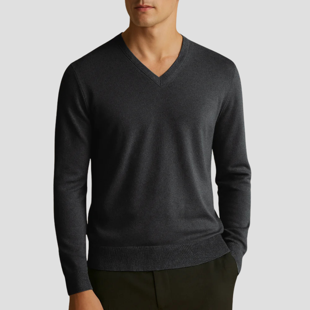 VogeLuxe | Men’s Fine-Knit V-Neck Pullover 10