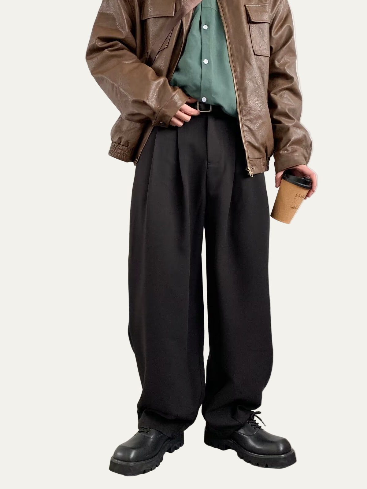 VogeLuxe | Men’s Wide-Leg Pleated Trousers 0