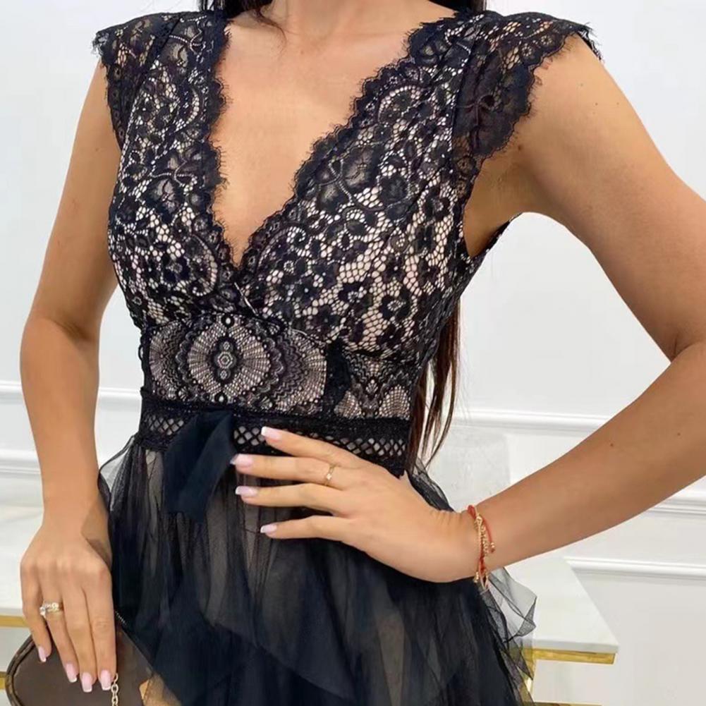 Elegant Strapless Party Dress