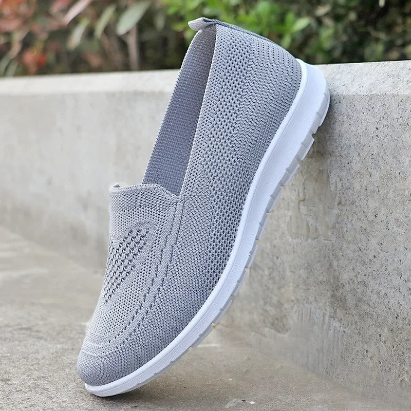 Comfortable Airy Walking Shoes for Women