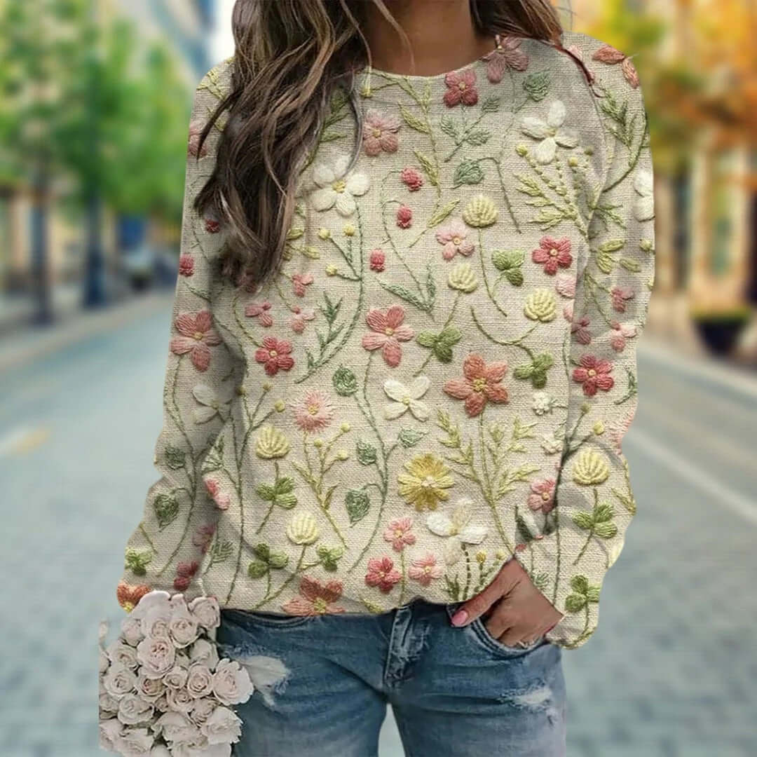 Soft Women's Crew Neck Sweater - Luxivelle