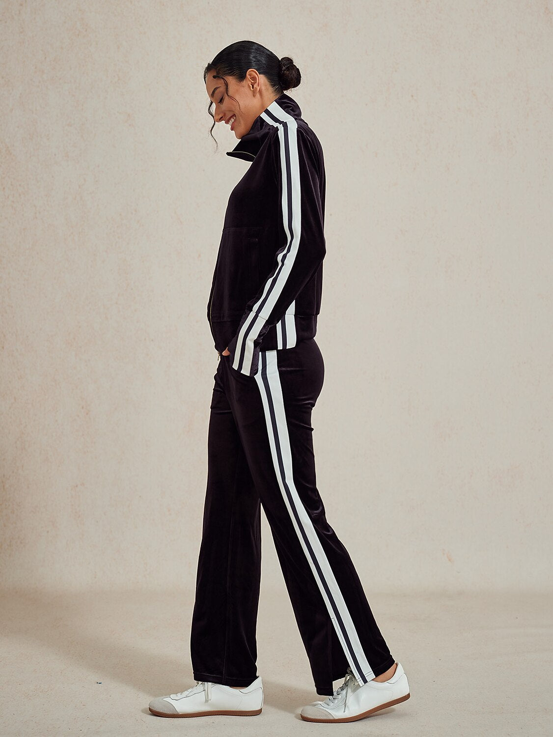 Soft Plush Fleece Zip Up Long Sleeve Jacket