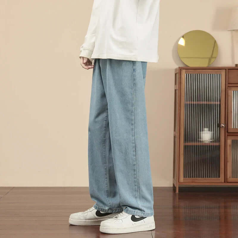 Comfortable Men's Straight Leg Casual Jeans