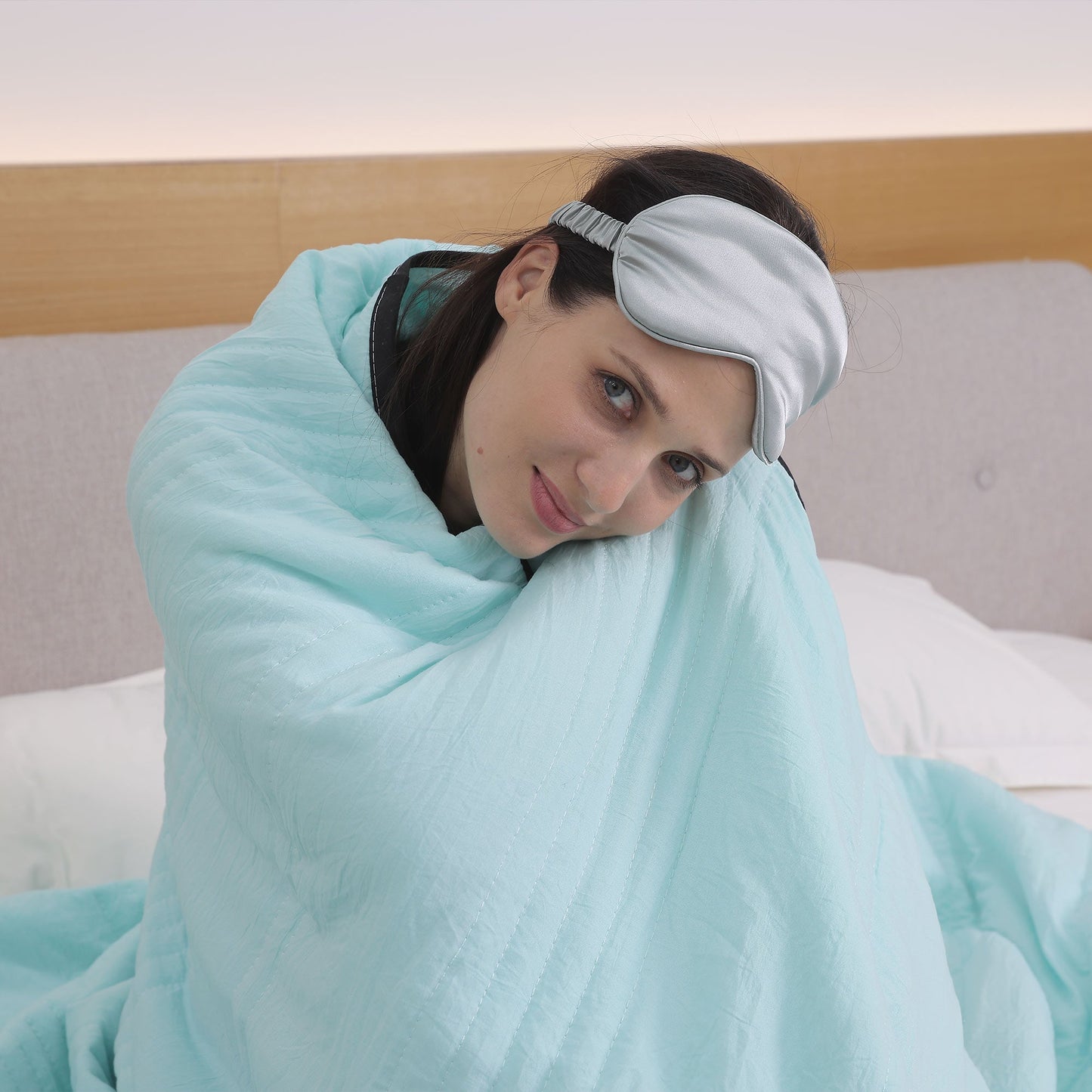 Chilly Soothing Weighted Throw Blanket