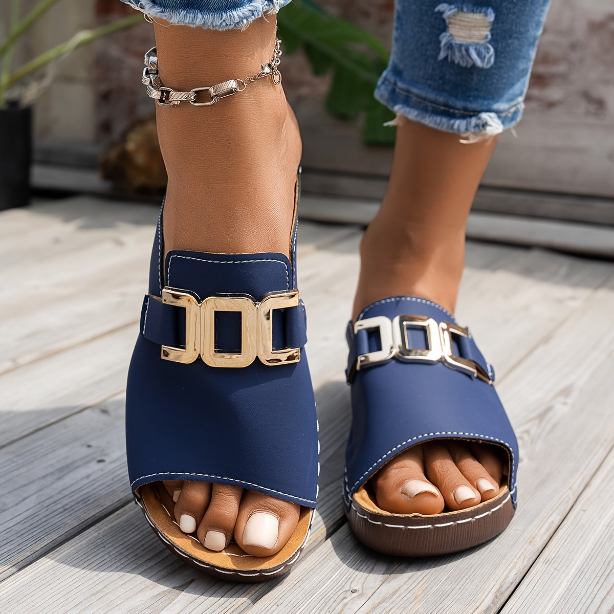 Classic Capella Easy Wear Sandals