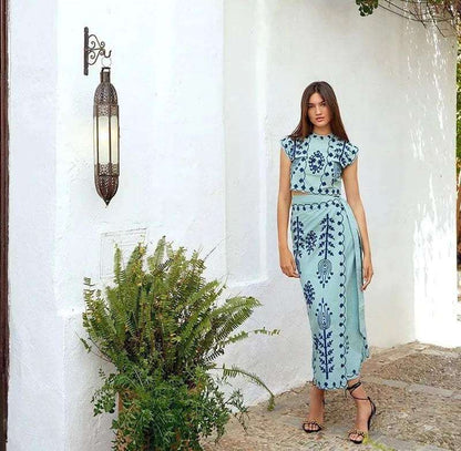 Decorative Short Top & Flowy Mid Skirt Outfit