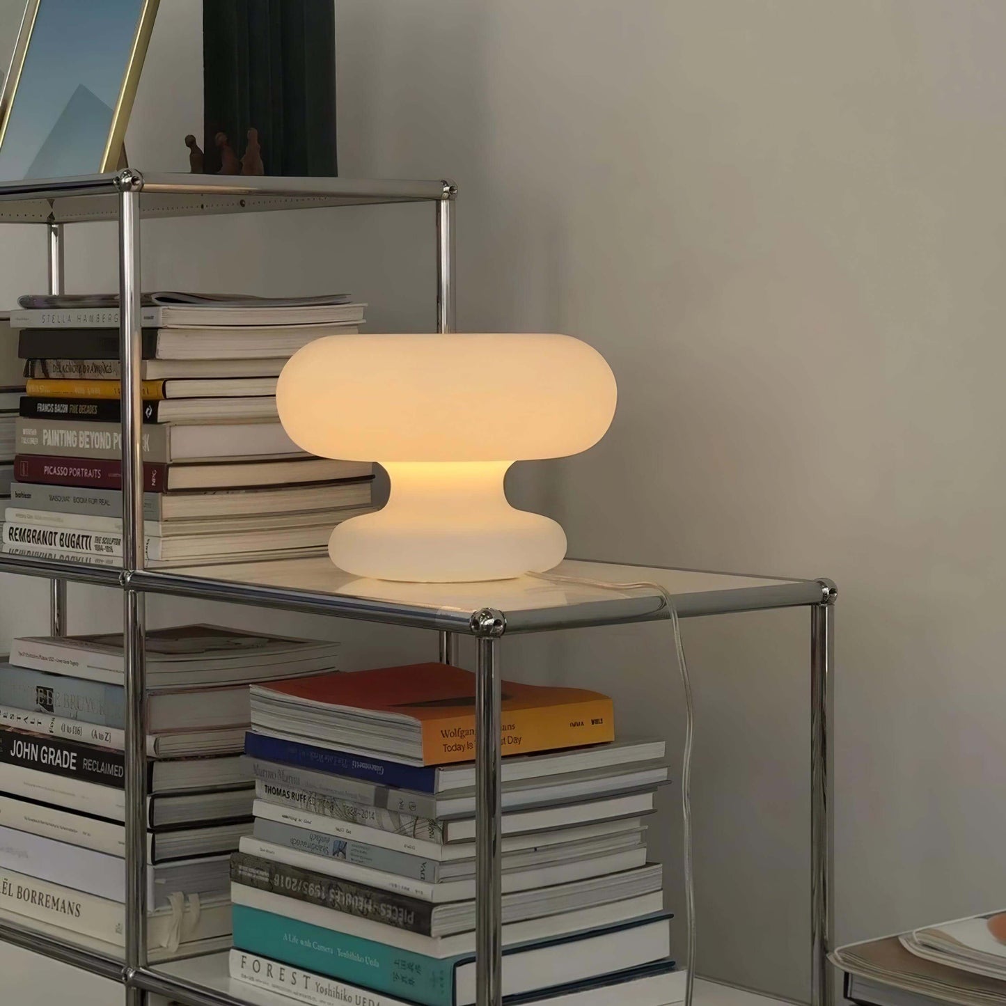 Stylish Metal Base Round Desk Lamp