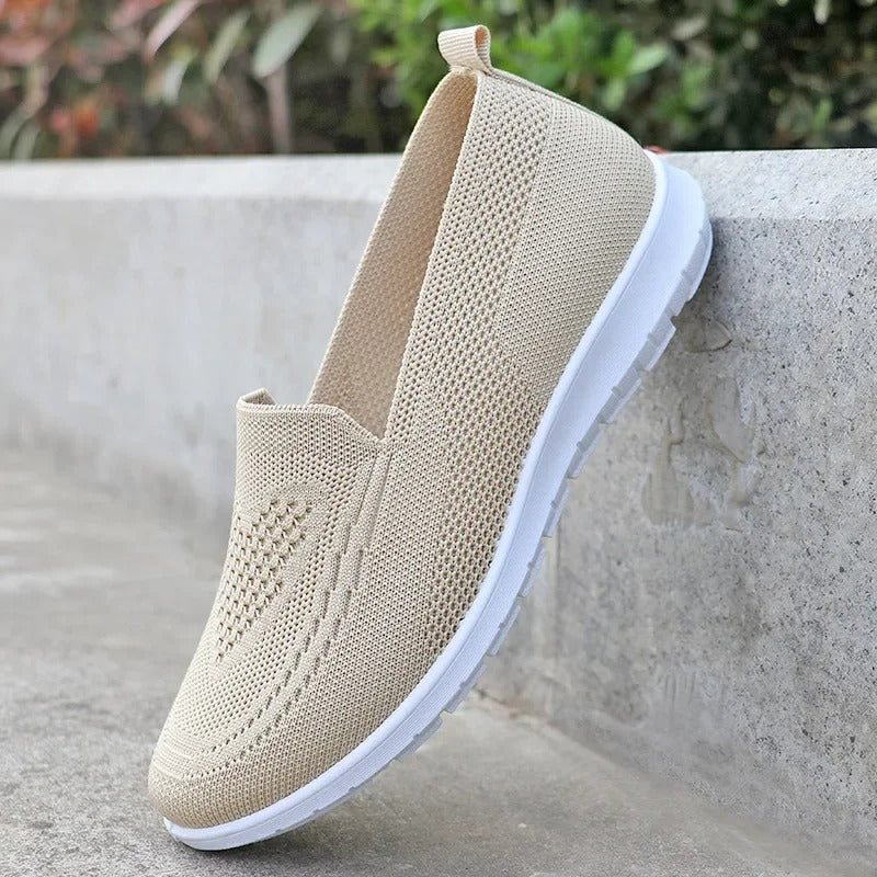 Comfortable Airy Walking Shoes for Women