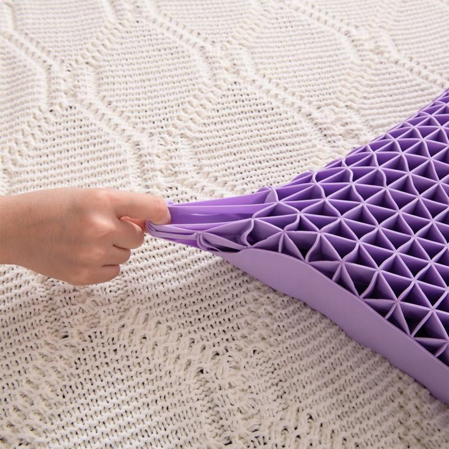Contour Memory Foam Pillow