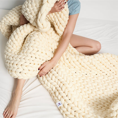 Plush Knit Throw Blanket - Warm & Fuzzy Home Blanket