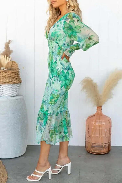 Slim Fit Ladies Midi Dress with Puffy Sleeves