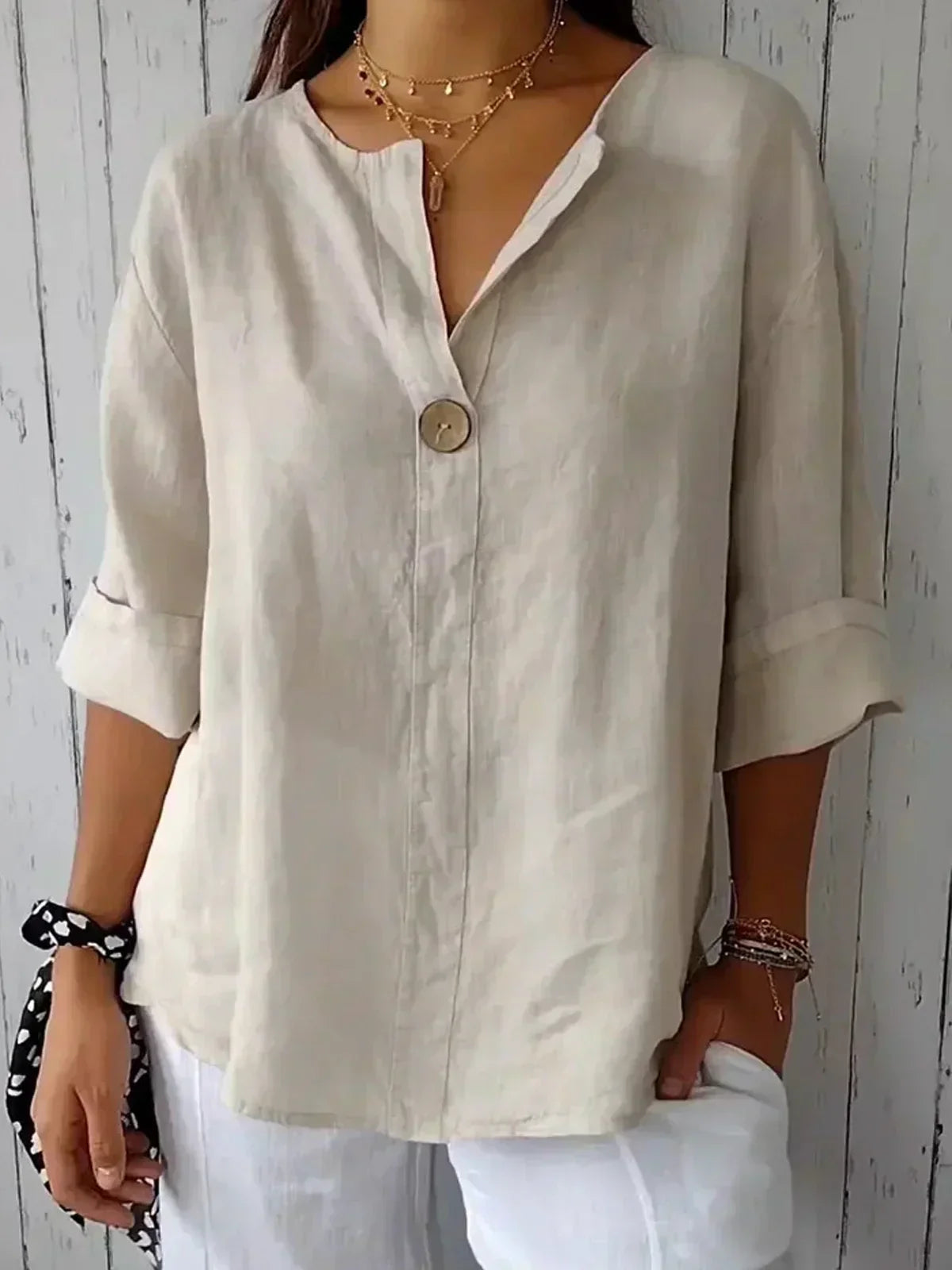 Ruby | Stylish V-neck blouse