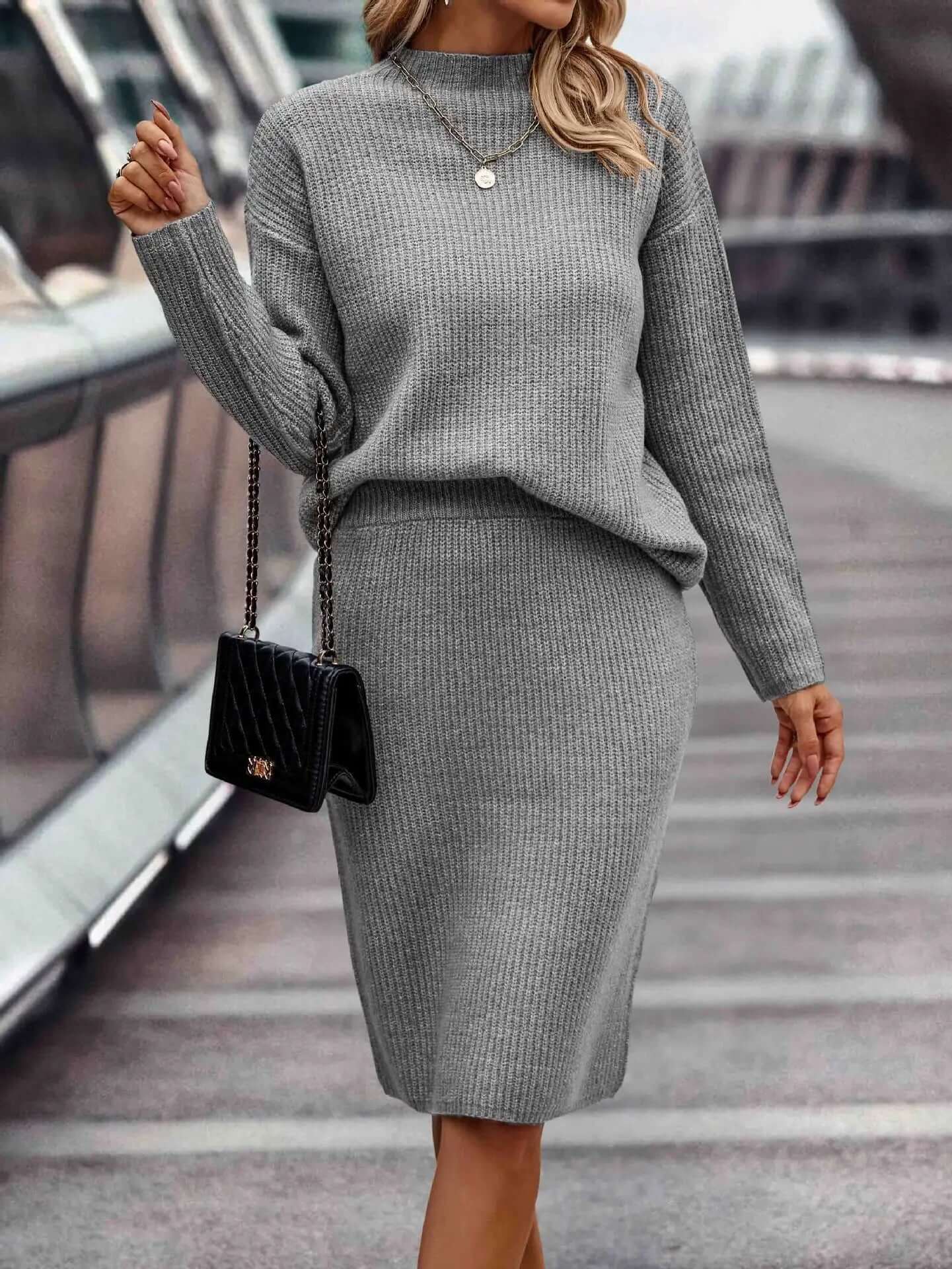 Ladies Cozy 2pc Knit Outfit