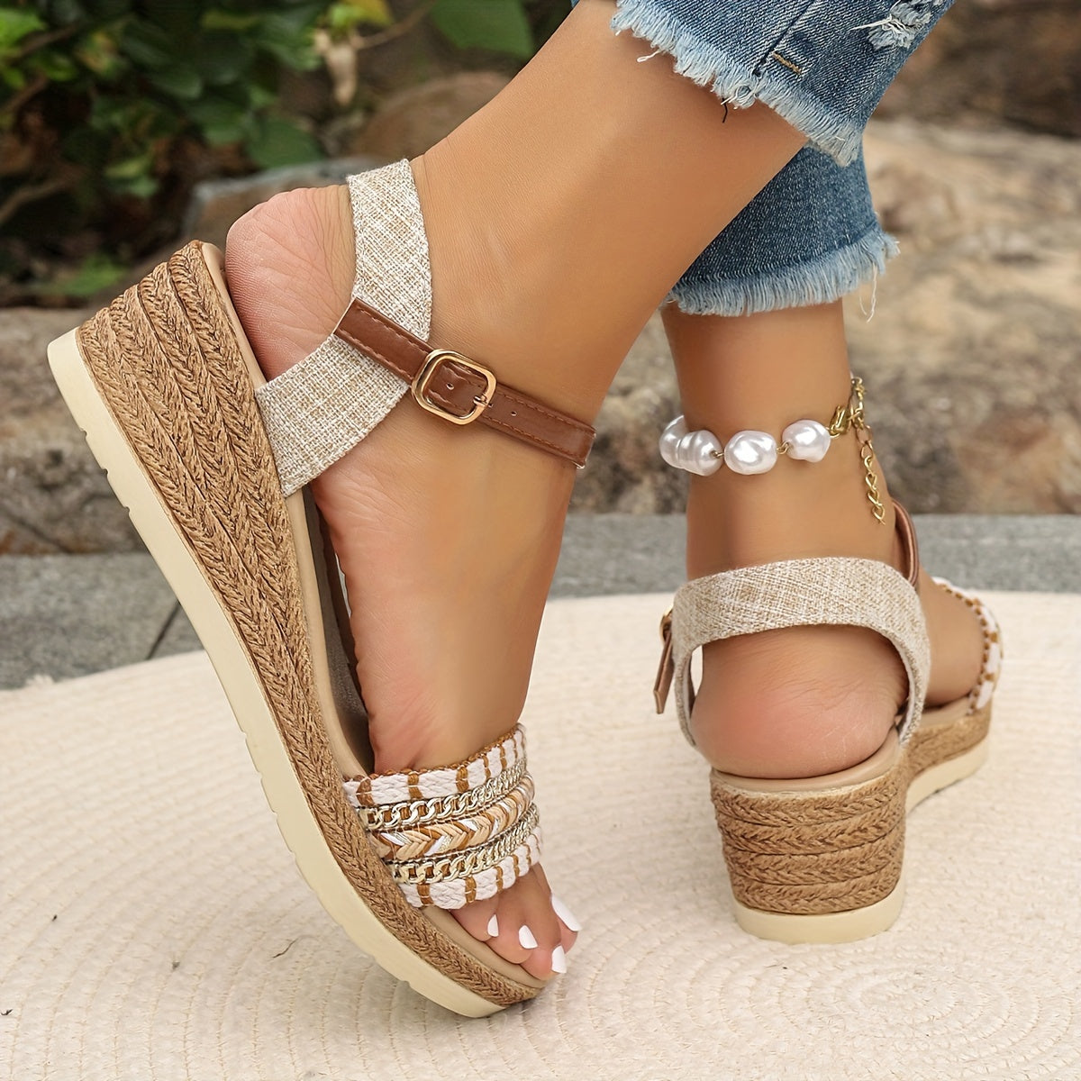Chic Natural Fiber Heel Sandals