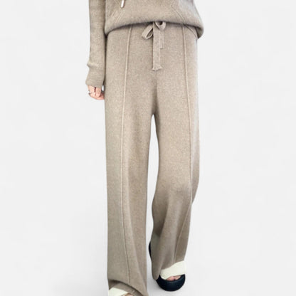 Comfortable Wool Flared Leg Knit Pants