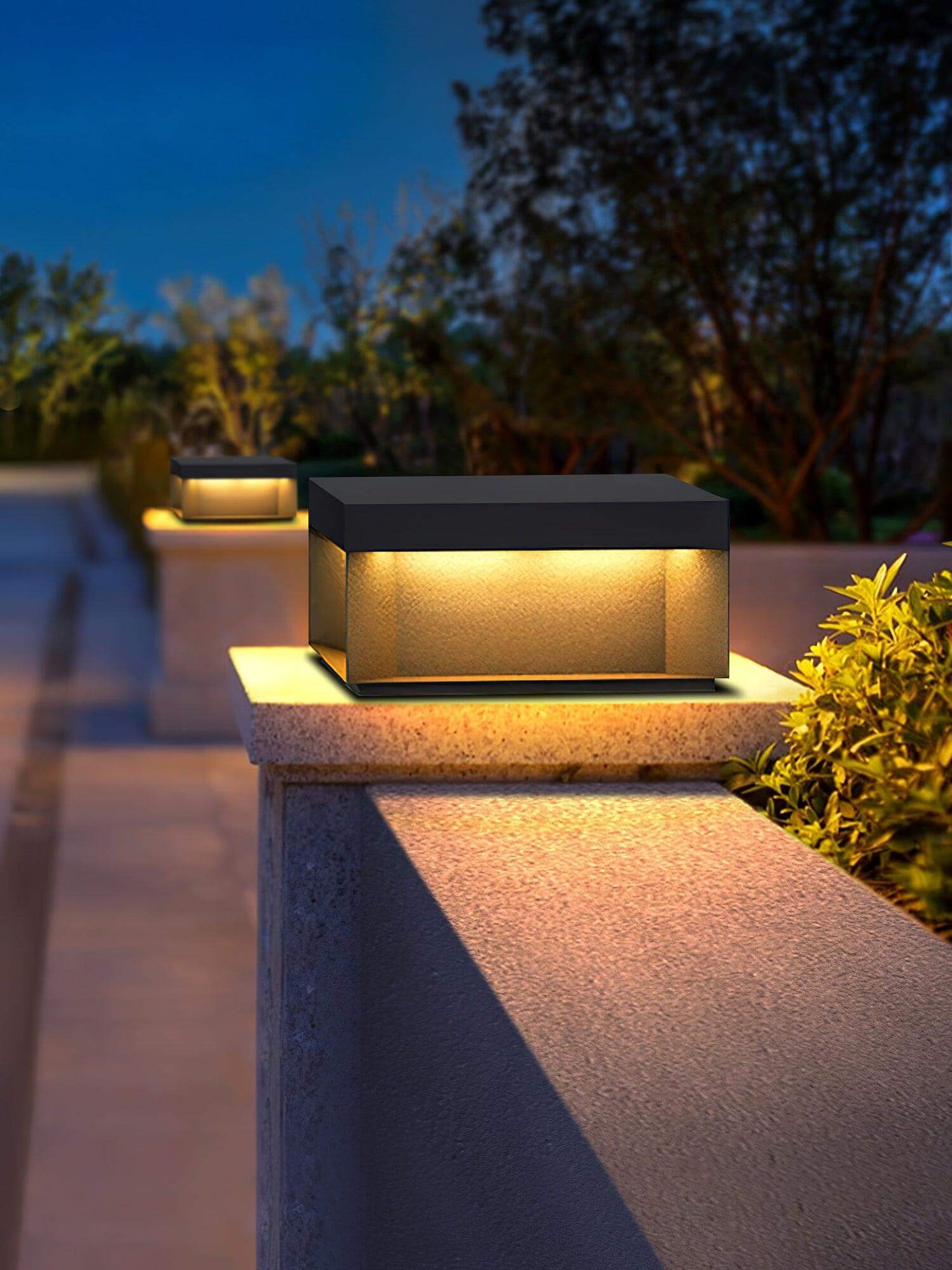 Waterproof Garden Post Lamp - Durable Outdoor Light