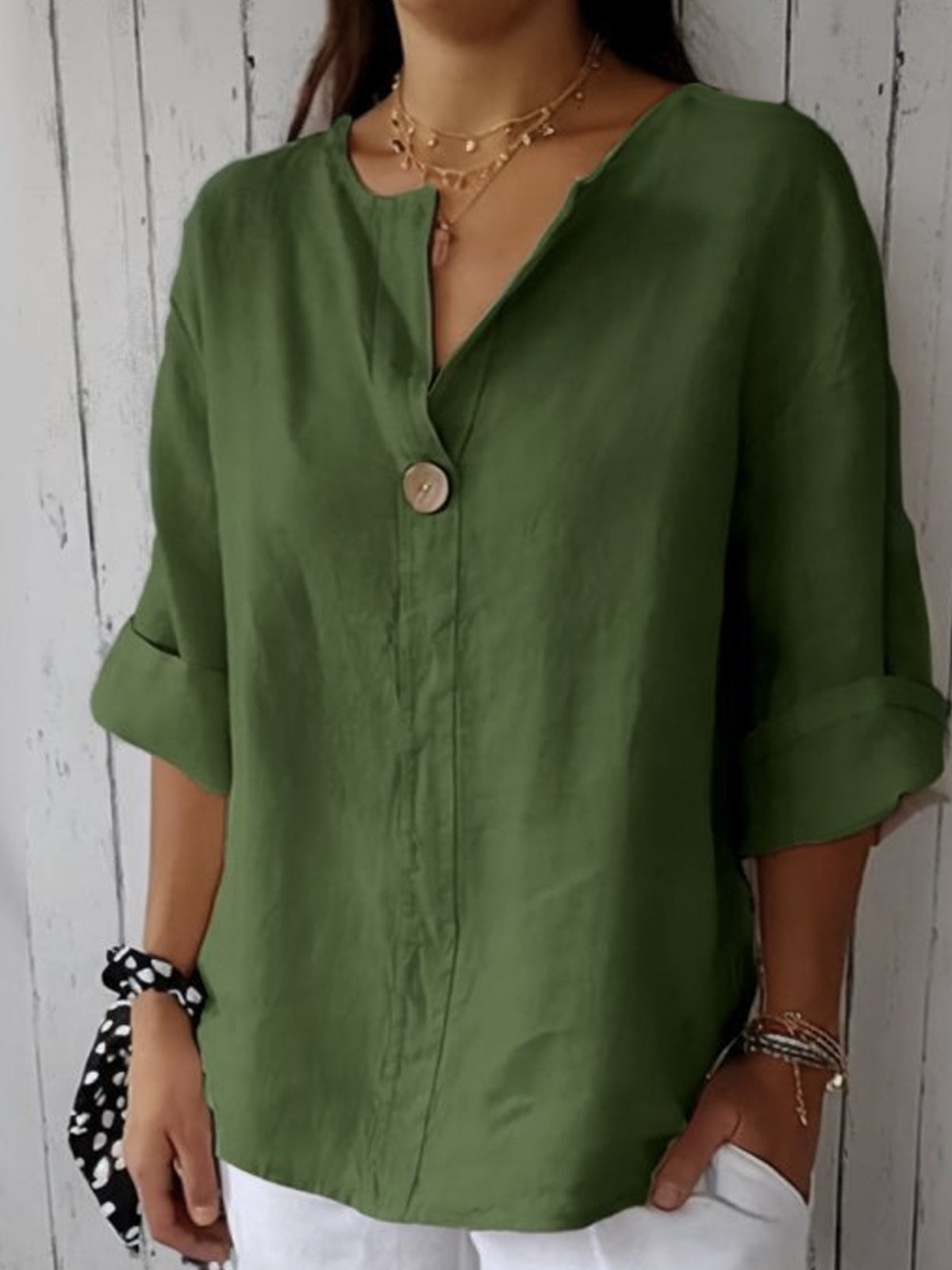 Ruby | Stylish V-neck blouse
