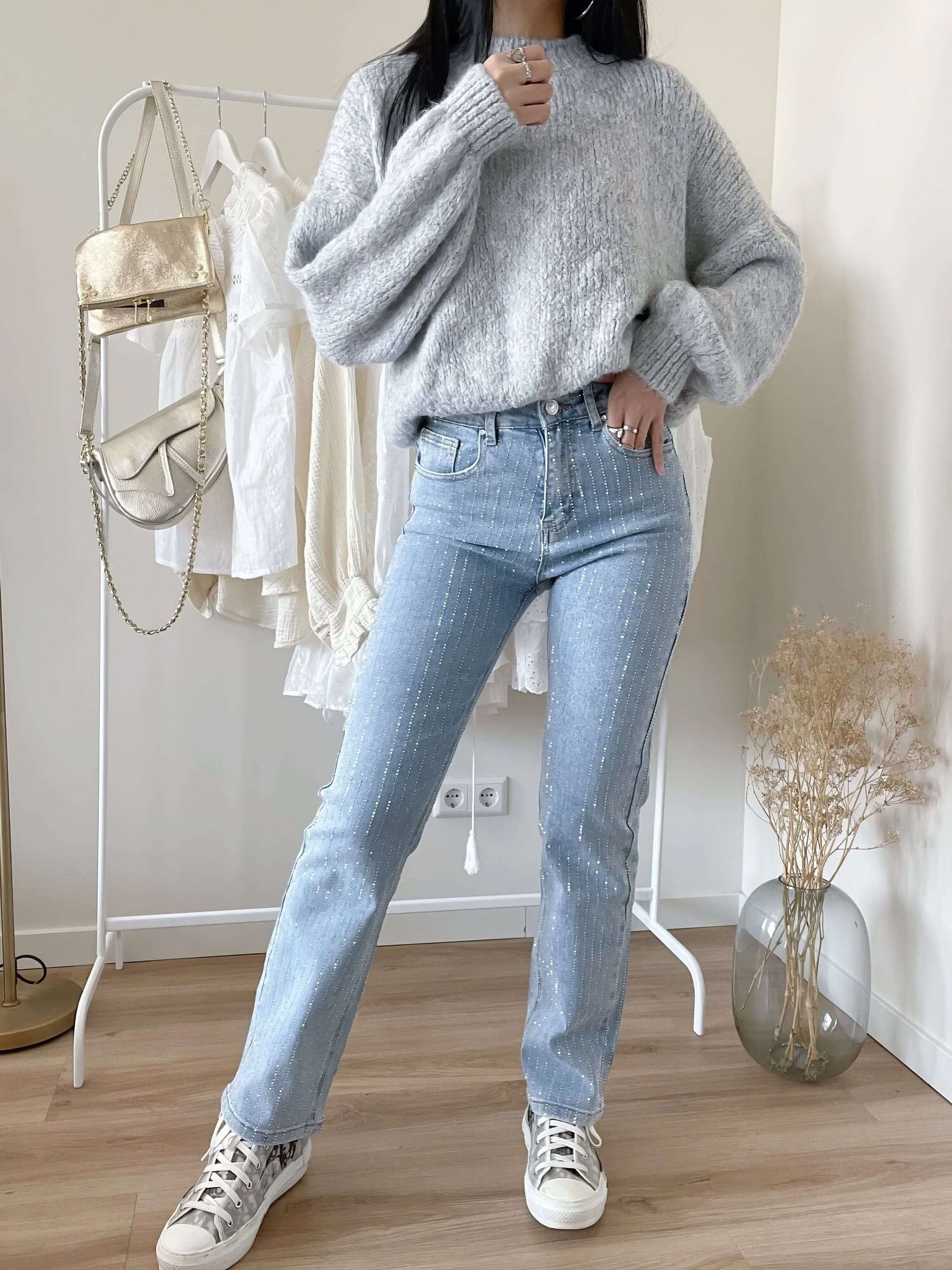 Fashionable Women's Classic Straight Jeans - Luxivelle