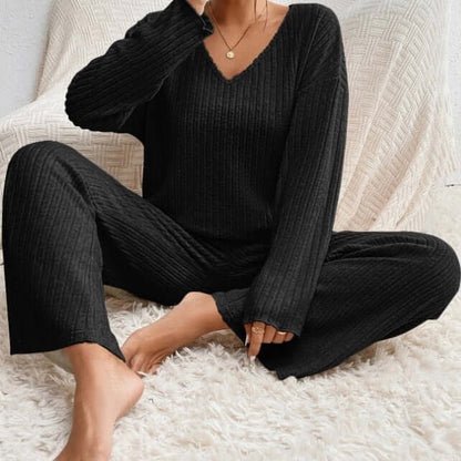 Soft Women's 2-Piece Pajama Set