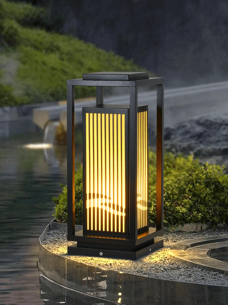 Bright Outdoor Solar Powered Garden Light