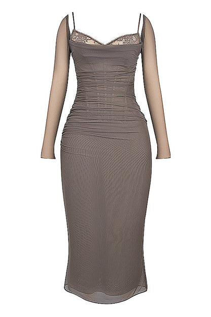 Evangeline | Deep maxi dress with long sleeves