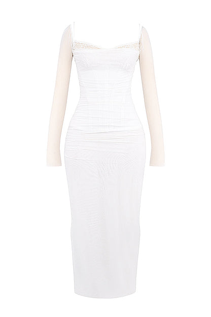 Evangeline | Deep maxi dress with long sleeves