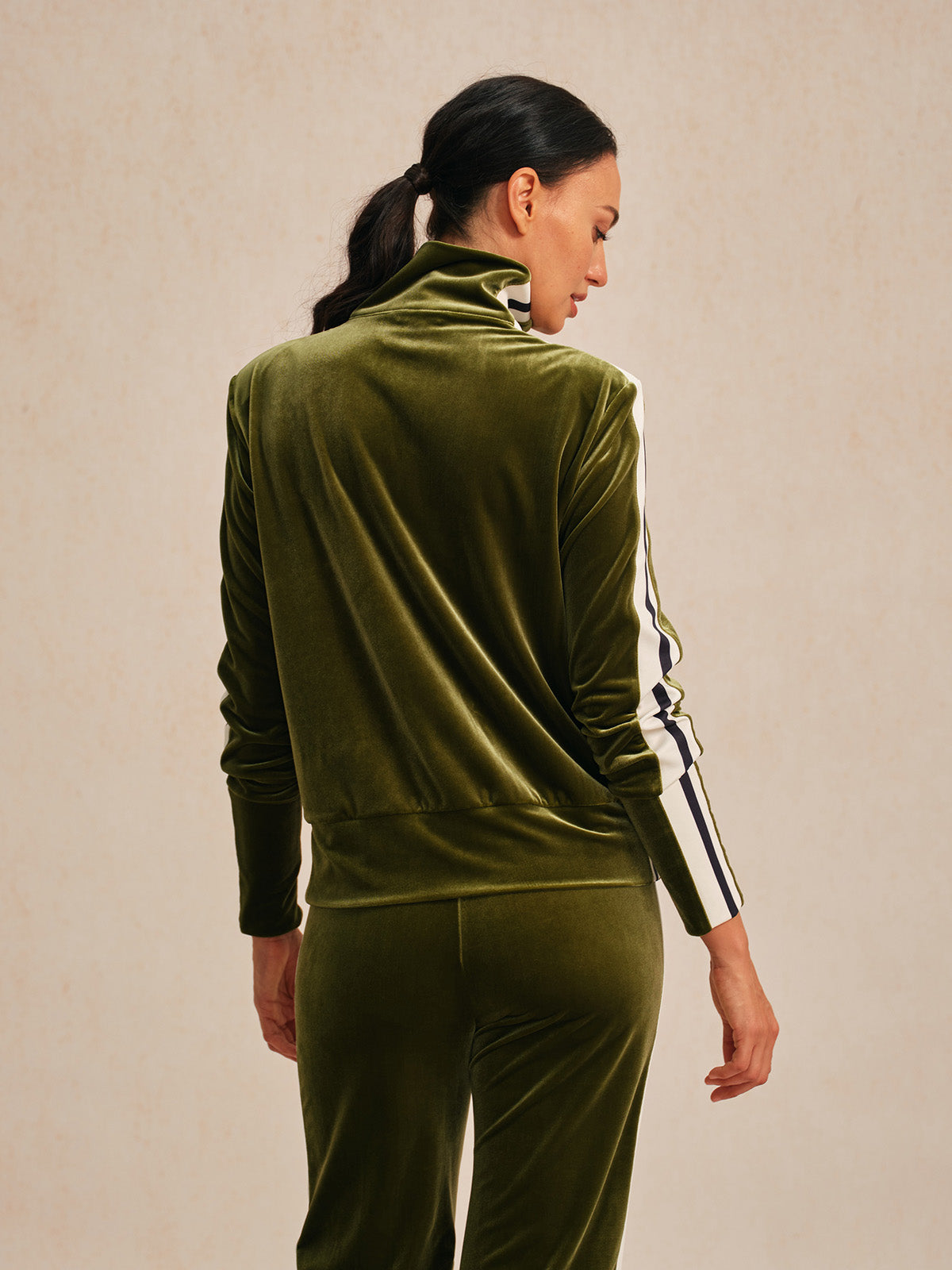 Soft Plush Fleece Zip Up Long Sleeve Jacket