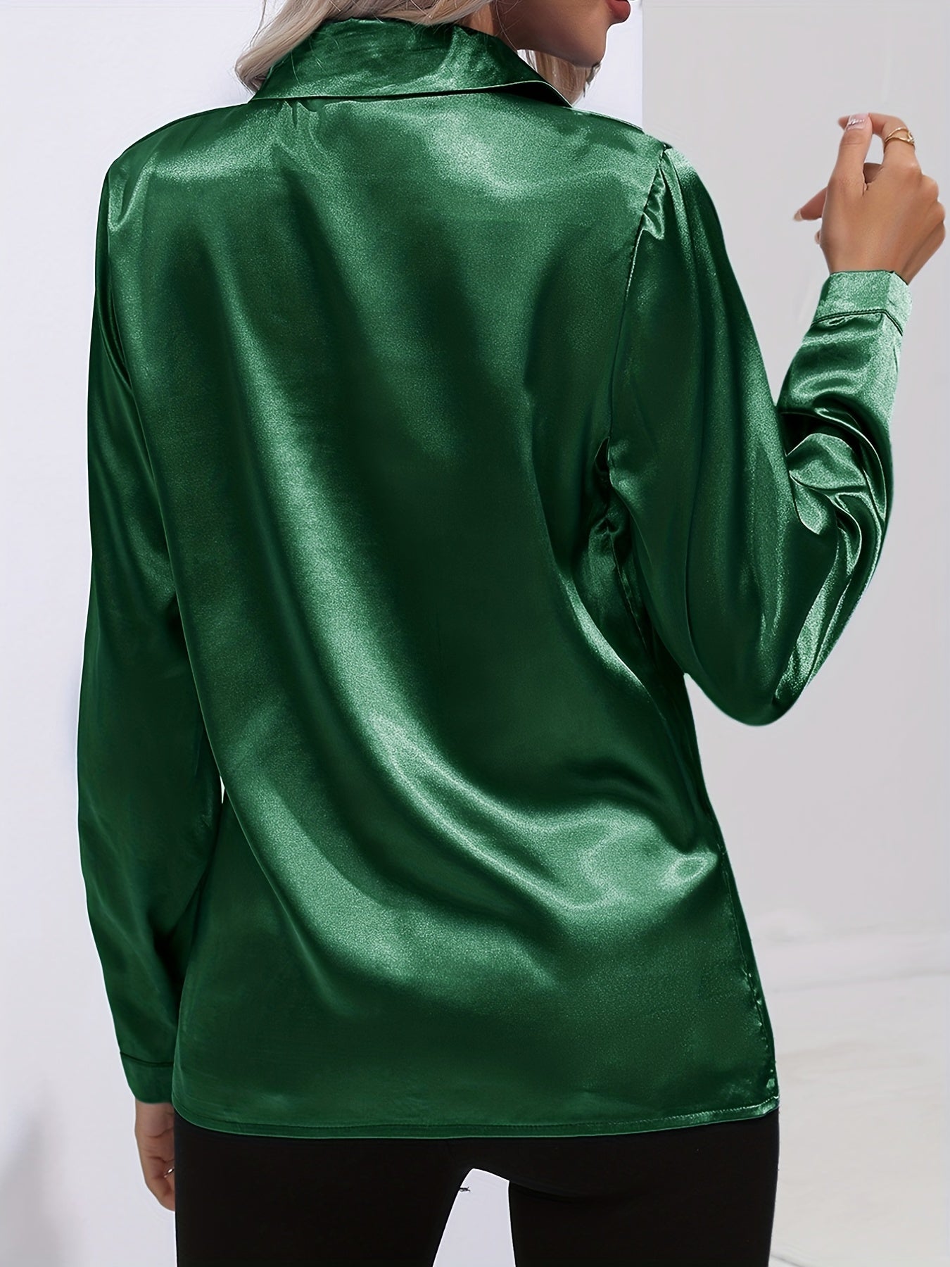 Ladies Classic Point Collar Shirt