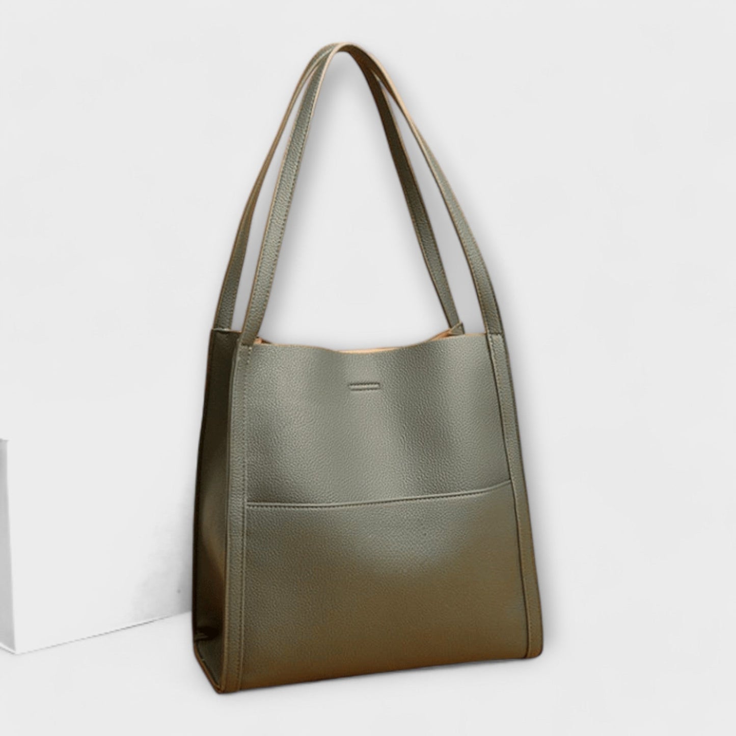 Classic Organized Tote Bag