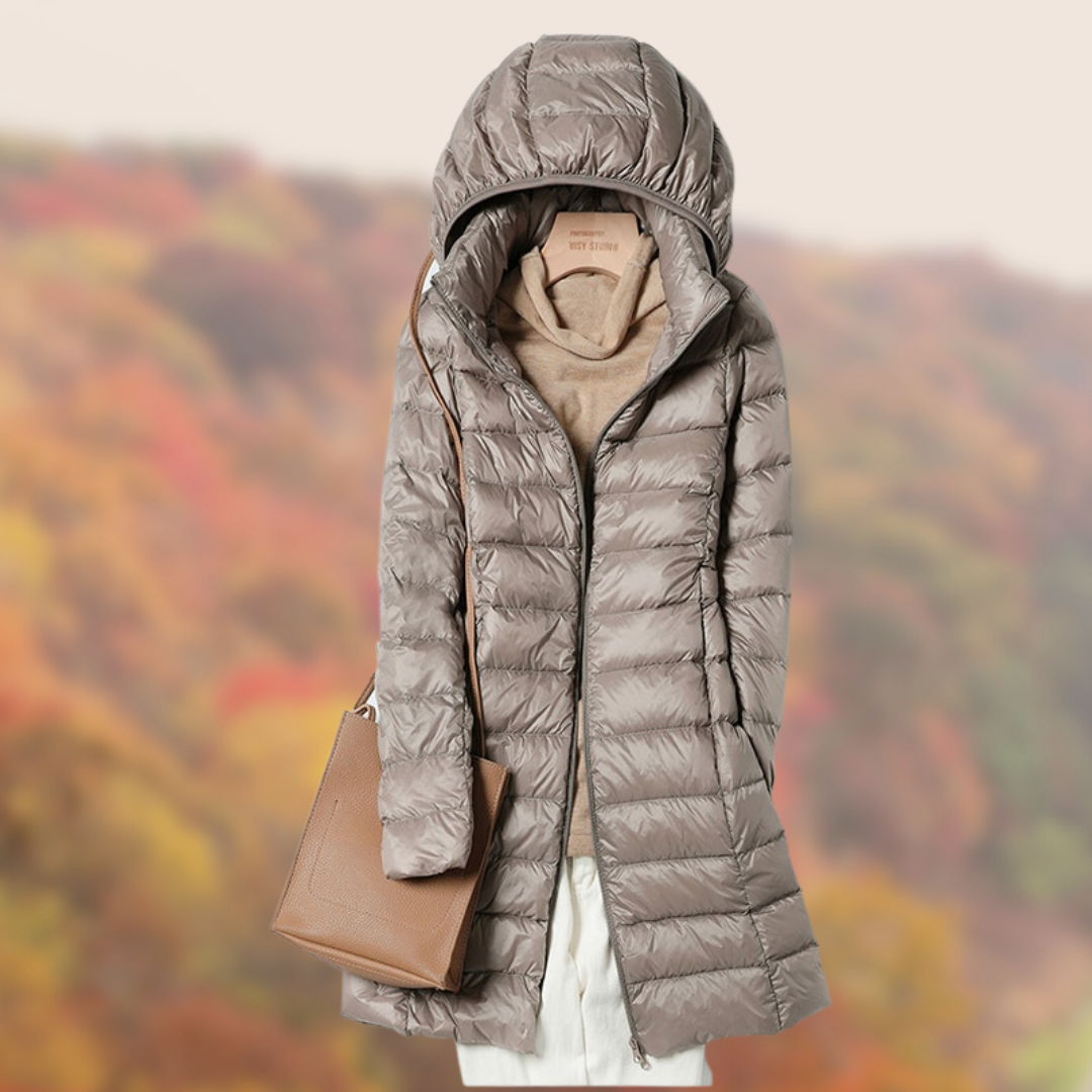 Women's Lightweight Water Resistant Slim Fit Jacket