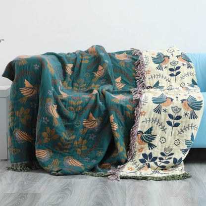 Soft Plush Reversible Bird Blanket – Warm and Cozy
