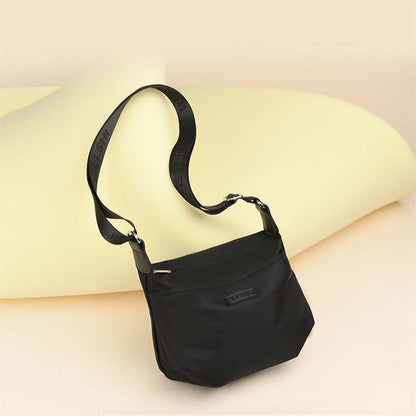 Waterproof Women's Crossbody Travel Bag with Anti-Theft Strap - Luxivelle