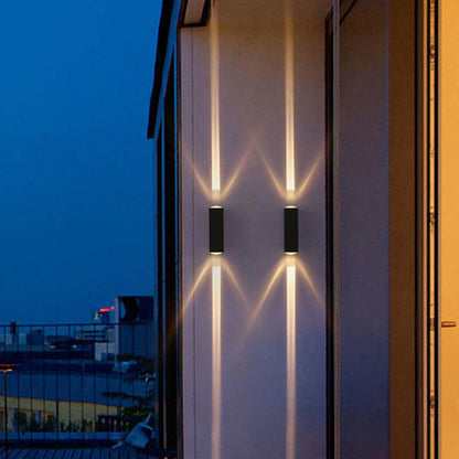 Weatherproof LED Exterior Wall Lamp – Silver Aluminium Light