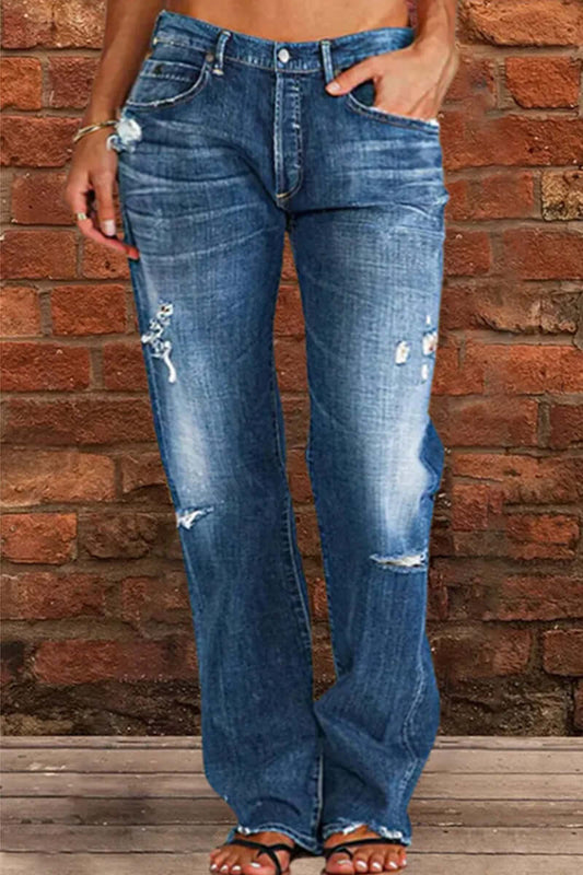 Classic Fit Women's Straight Jeans - Luxivelle