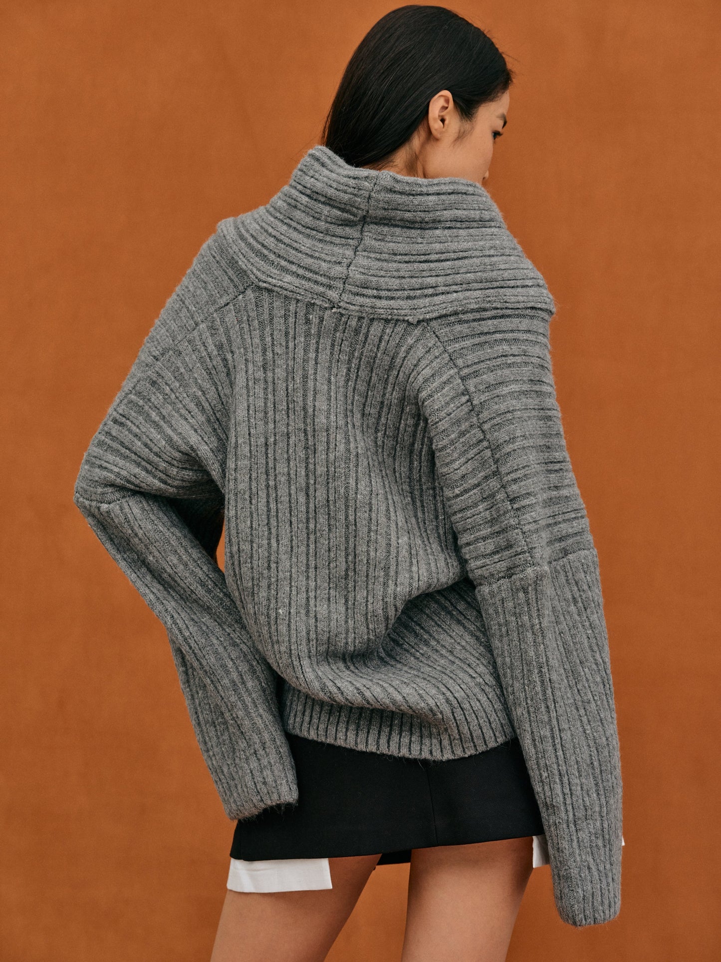 Josephine | Oversized & high roll knitted sweater