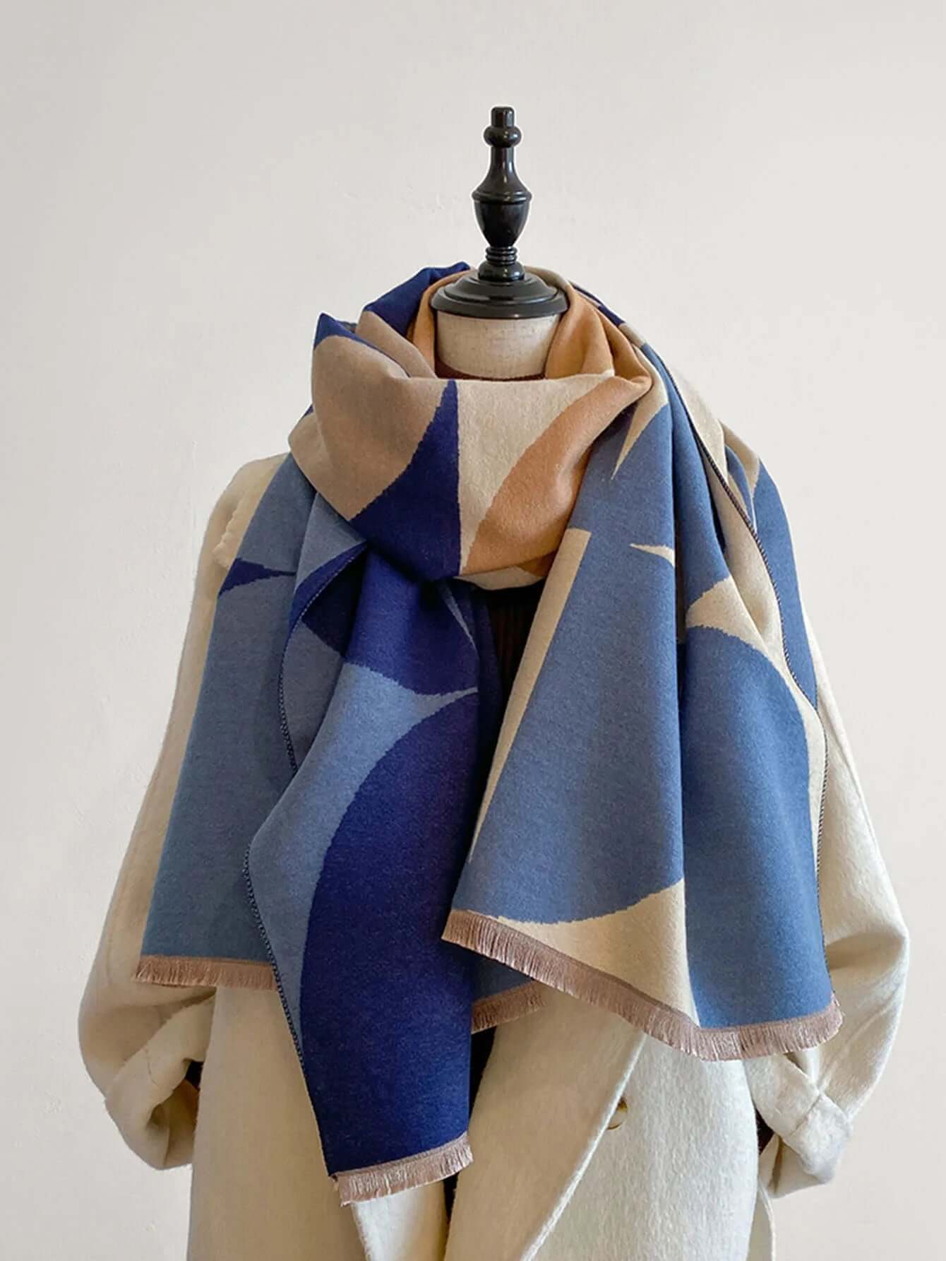 Fashionable Ladies Silk Scarf