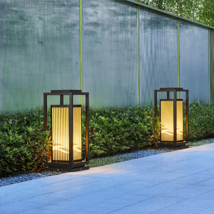 Bright Outdoor Solar Powered Garden Light