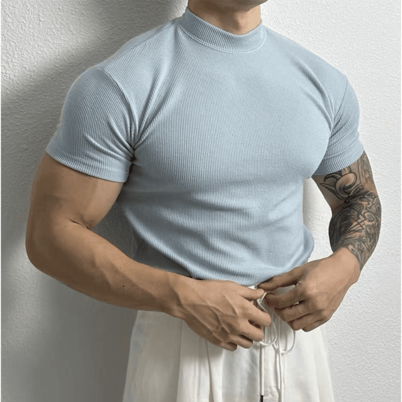 Slim Fit Crew Neck Knit Shirt - Luxivelle