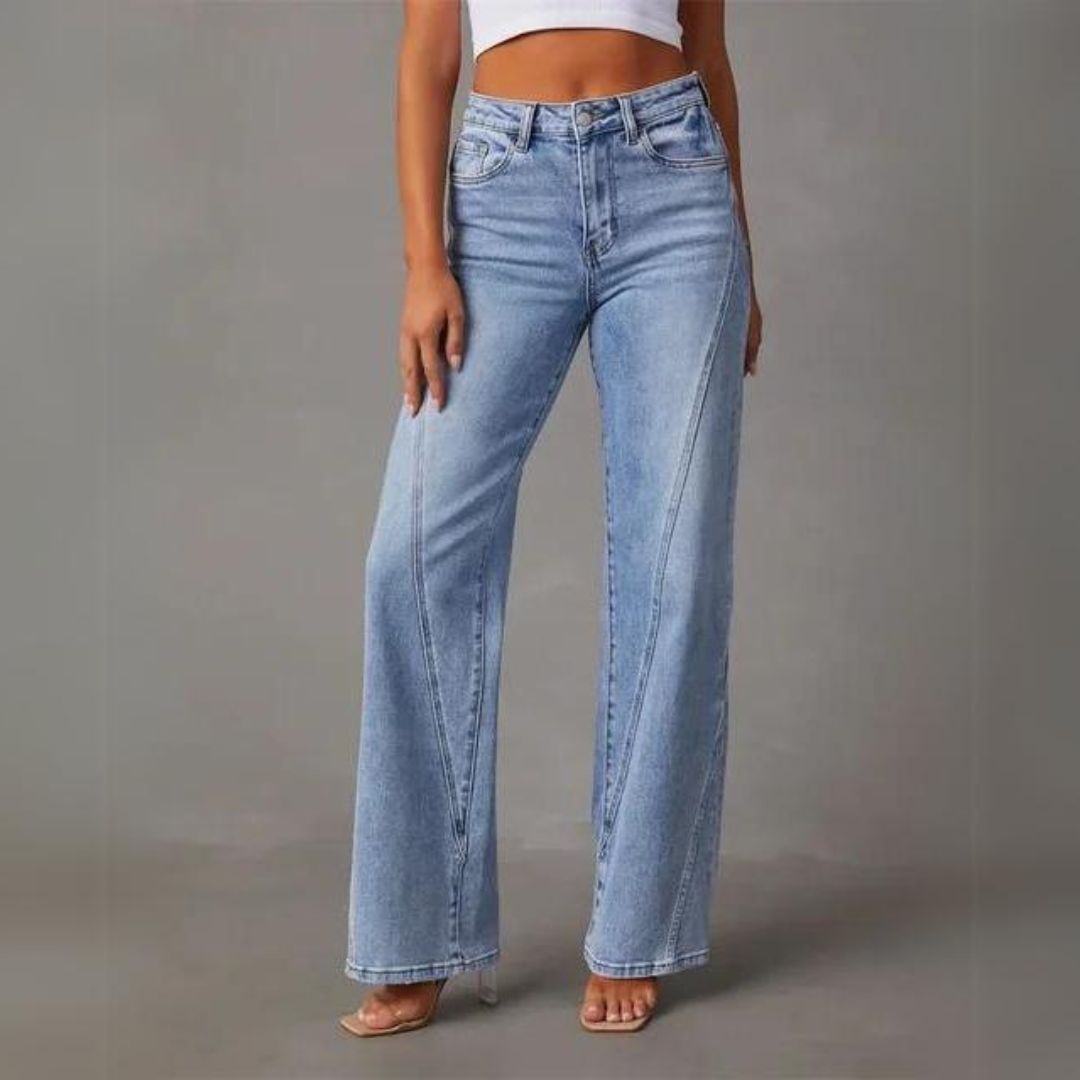 Classic Fit Women's Straight Leg Jeans