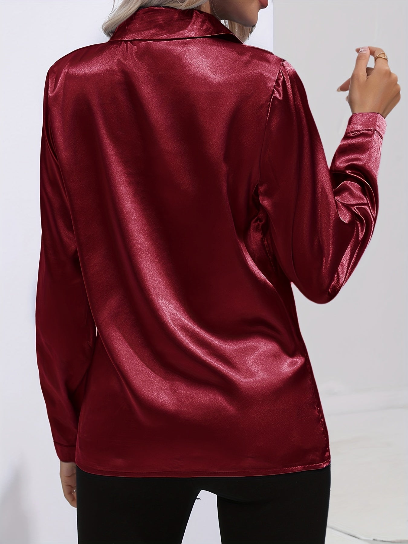 Ladies Classic Point Collar Shirt