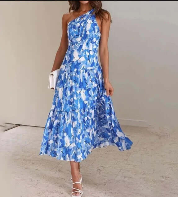Stylish One Shoulder Evening Gown - Luxivelle