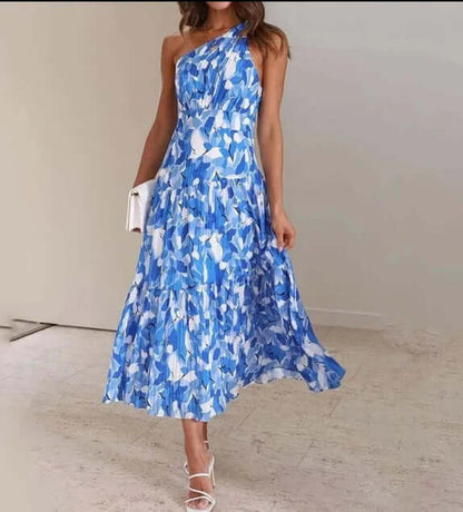 Stylish One Shoulder Evening Gown - Luxivelle