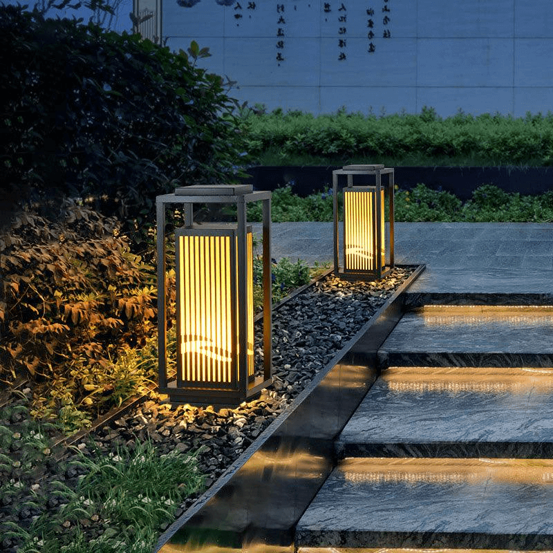Bright Outdoor Solar Powered Garden Light