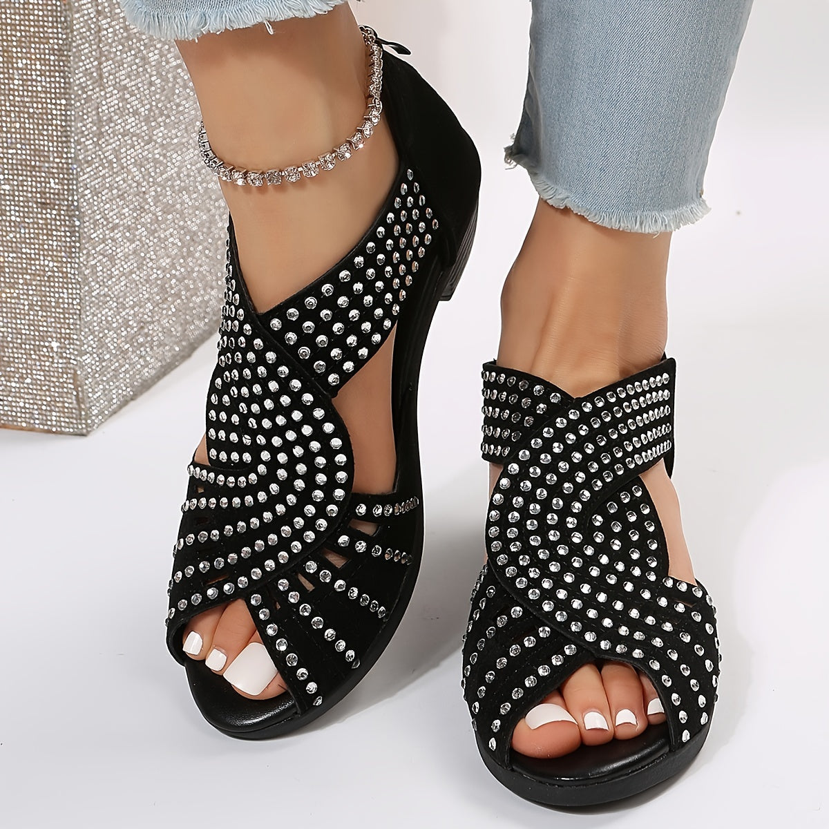 Glittery Cushion Flip Flop Sandals